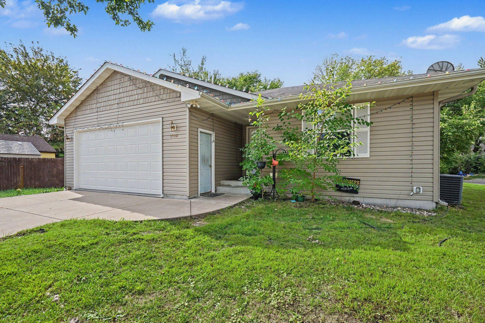 1550 41st AVE NE, Columbia Heights, MN 55421