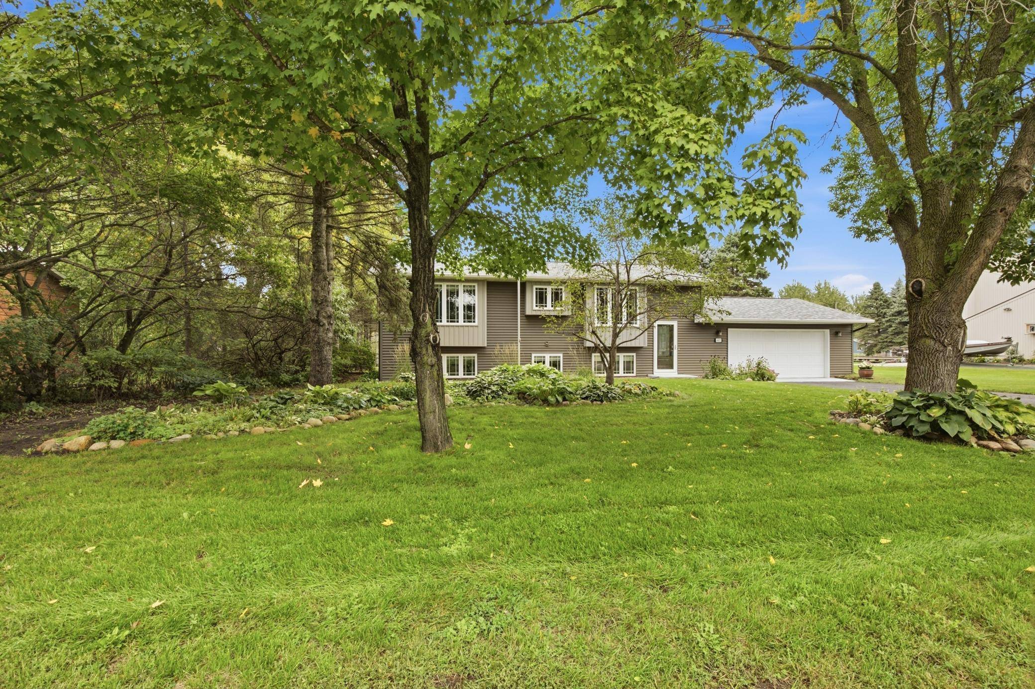 6407 Laurel RD, Saint Cloud, MN 56303