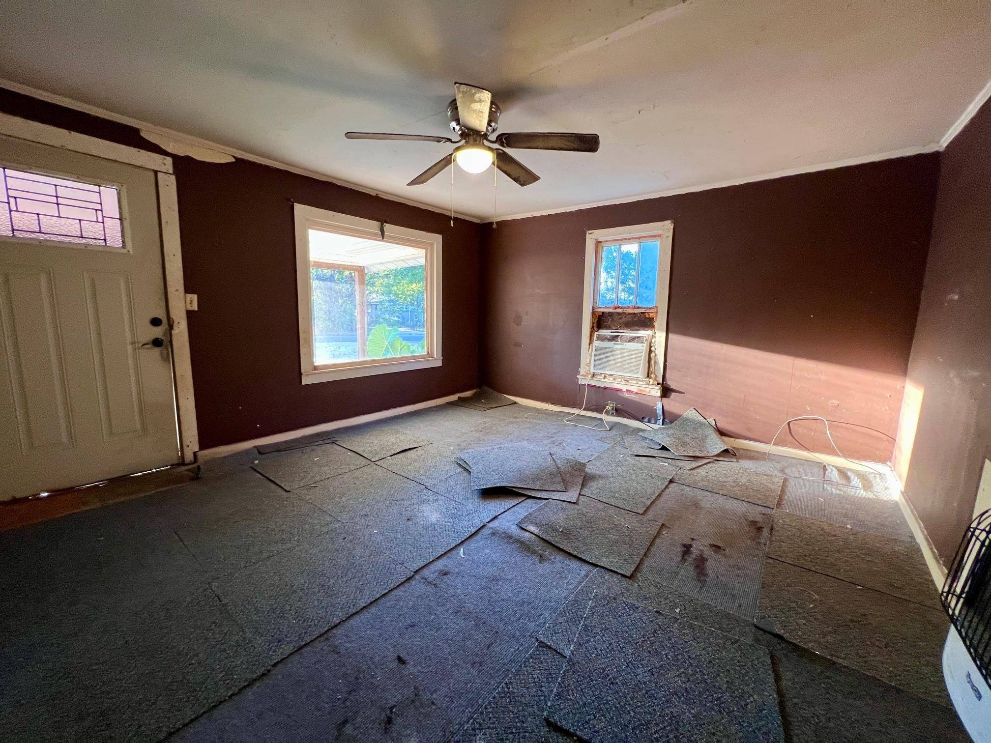 730 CRAVENS DR, Savannah, TN 38372