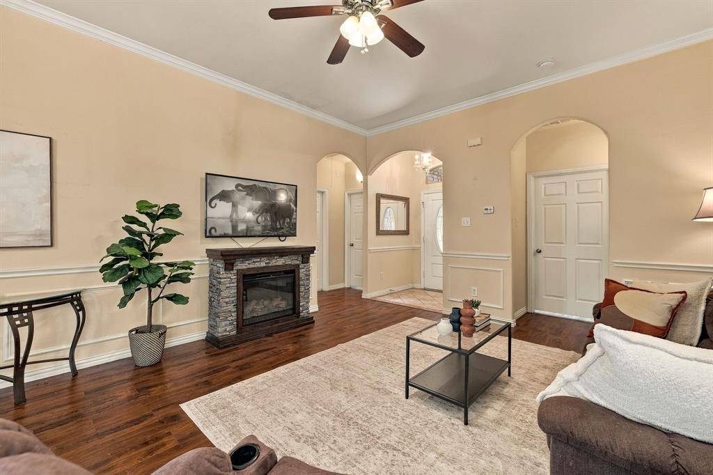 1146 Calvert Drive, Cedar Hill, TX 75104