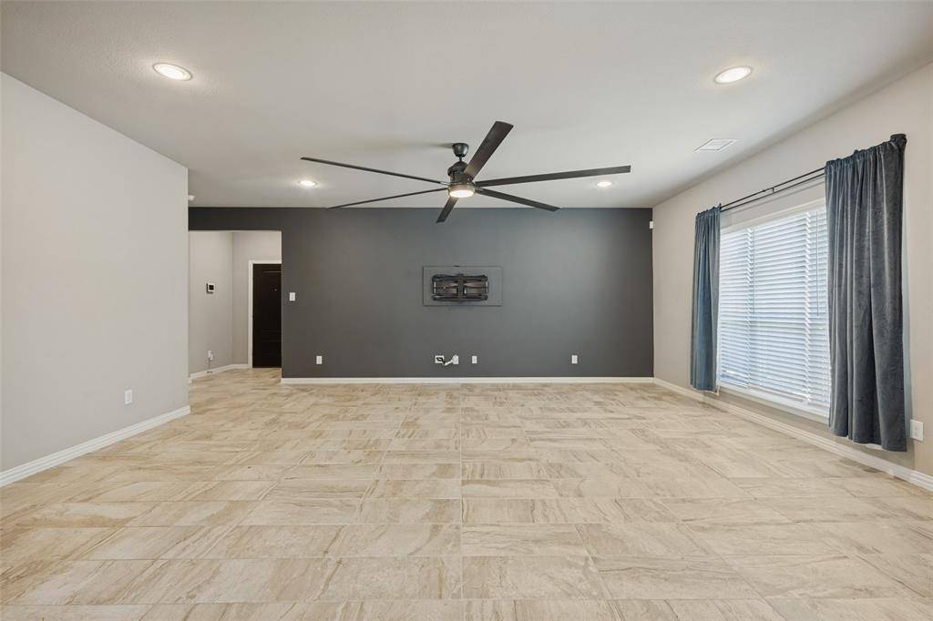 240 Teakwood Drive, Princeton, TX 75407