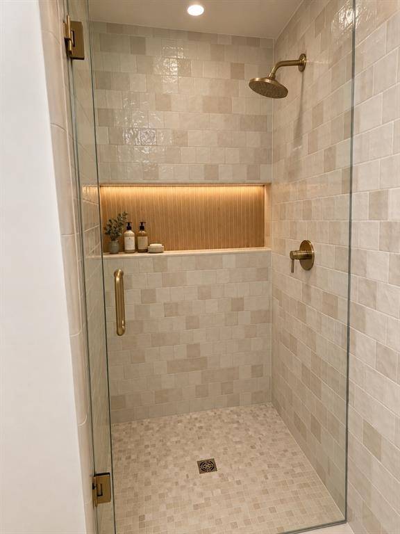 9459 Hobart Street, Dallas, TX 75218