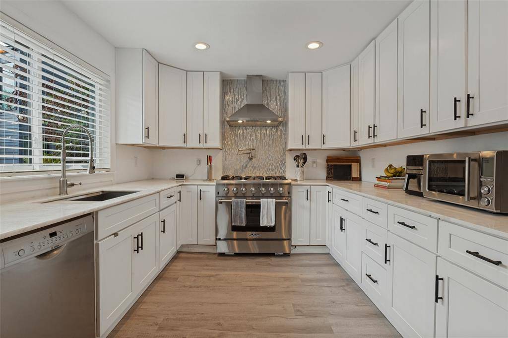 3811 Eaton Drive, Dallas, TX 75220