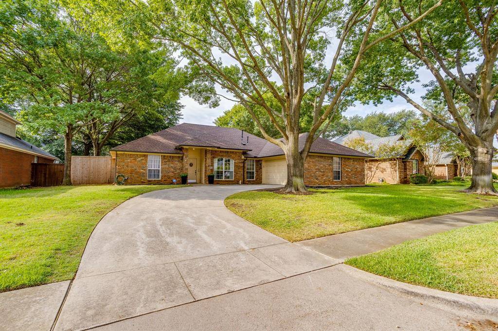 2637 Surrey Woods Road, Flower Mound, TX 75028