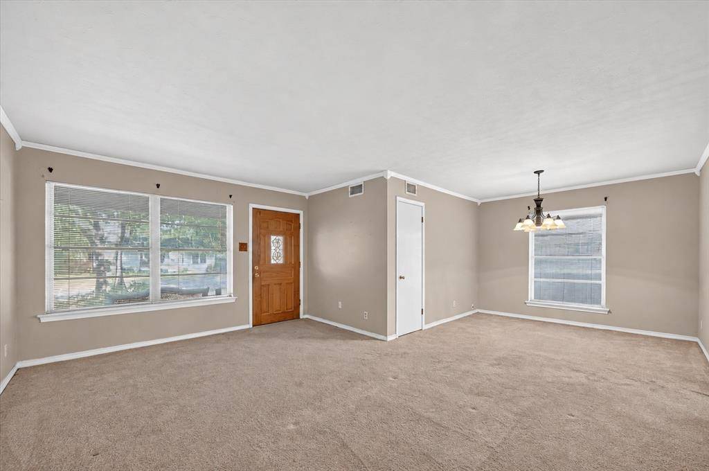 11630 Tuscany Way, Dallas, TX 75218