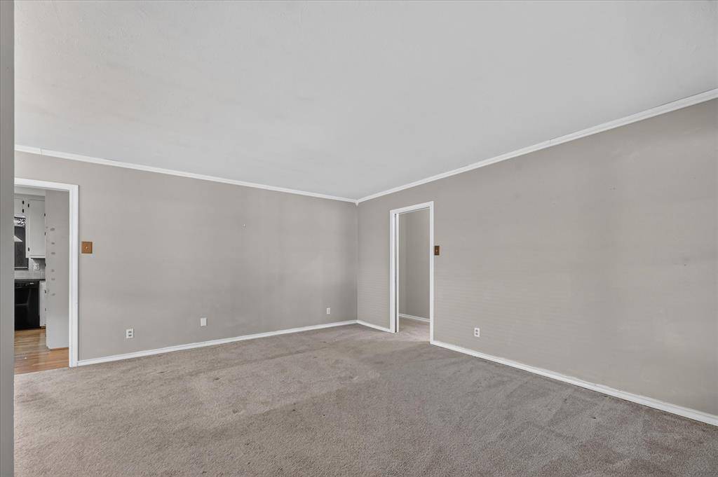 11630 Tuscany Way, Dallas, TX 75218