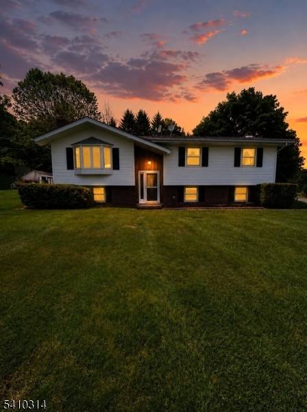 252 Mountain View Road, Franklin Twp., NJ 08802