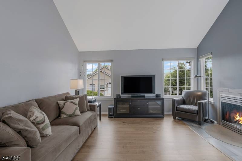 90 Birchwood Road, Bedminster Twp., NJ 07921