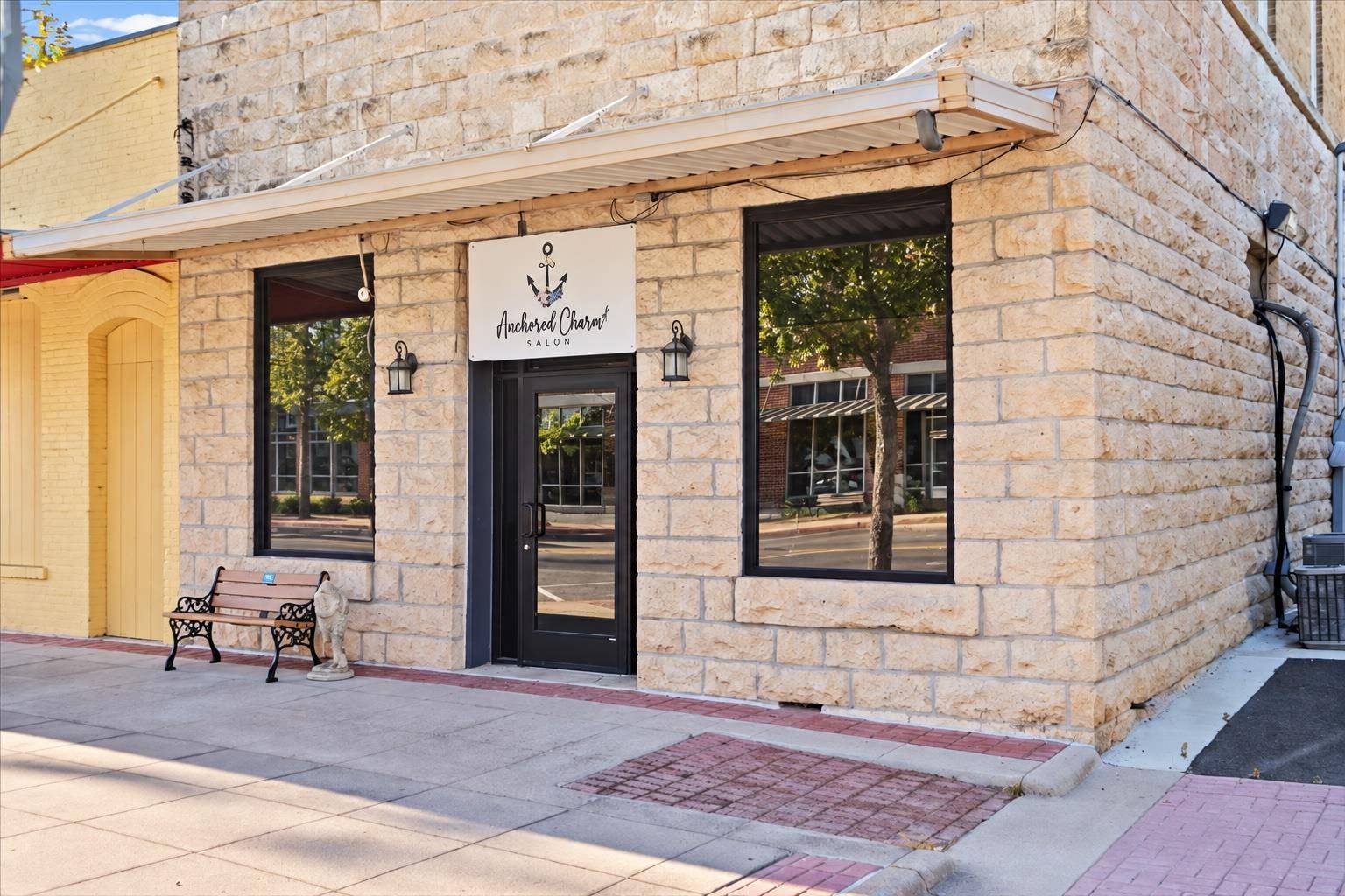 107 W Center ST, Kyle, TX 78640