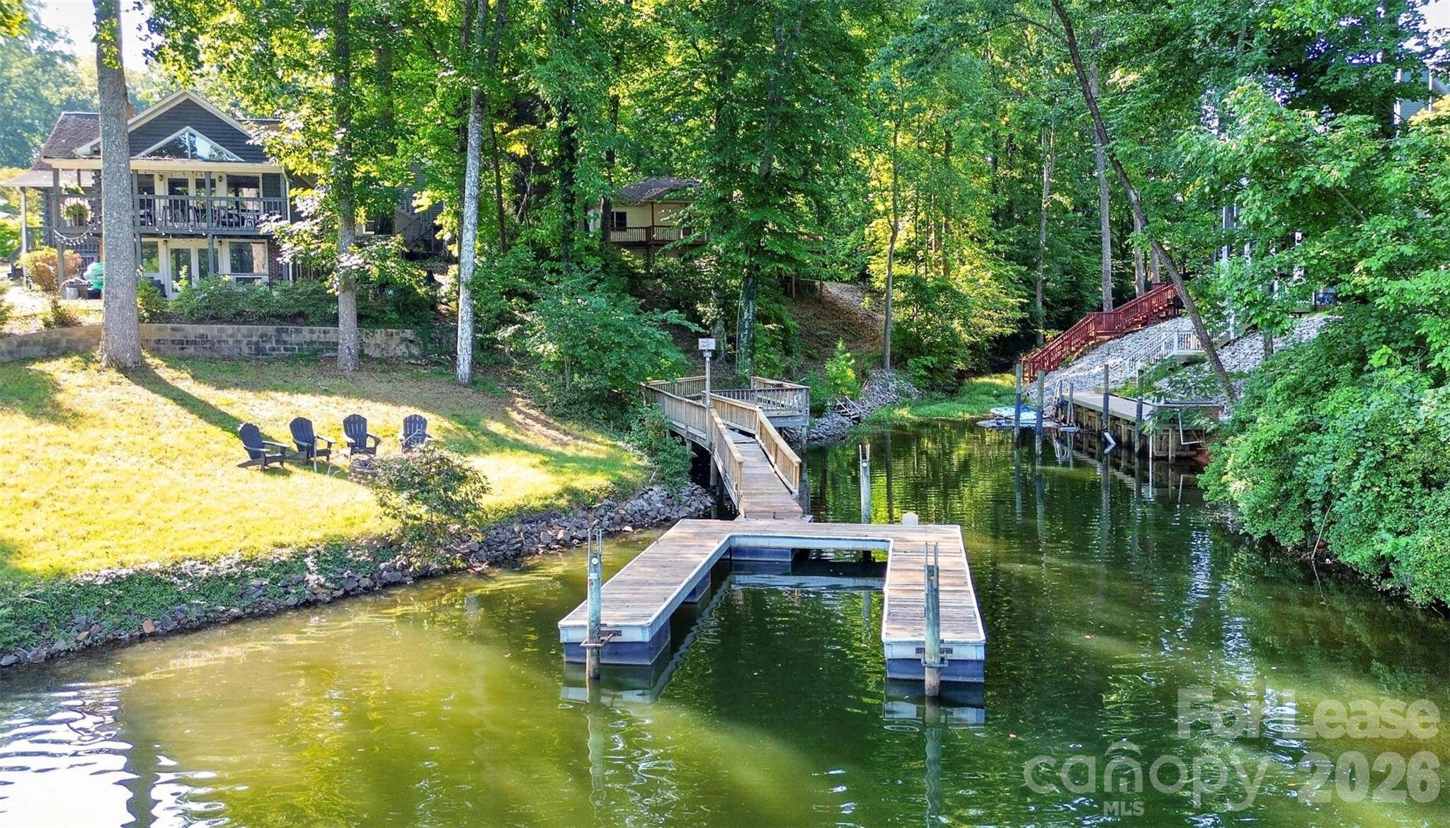 151 Seagrove LN, Mooresville, NC 28117