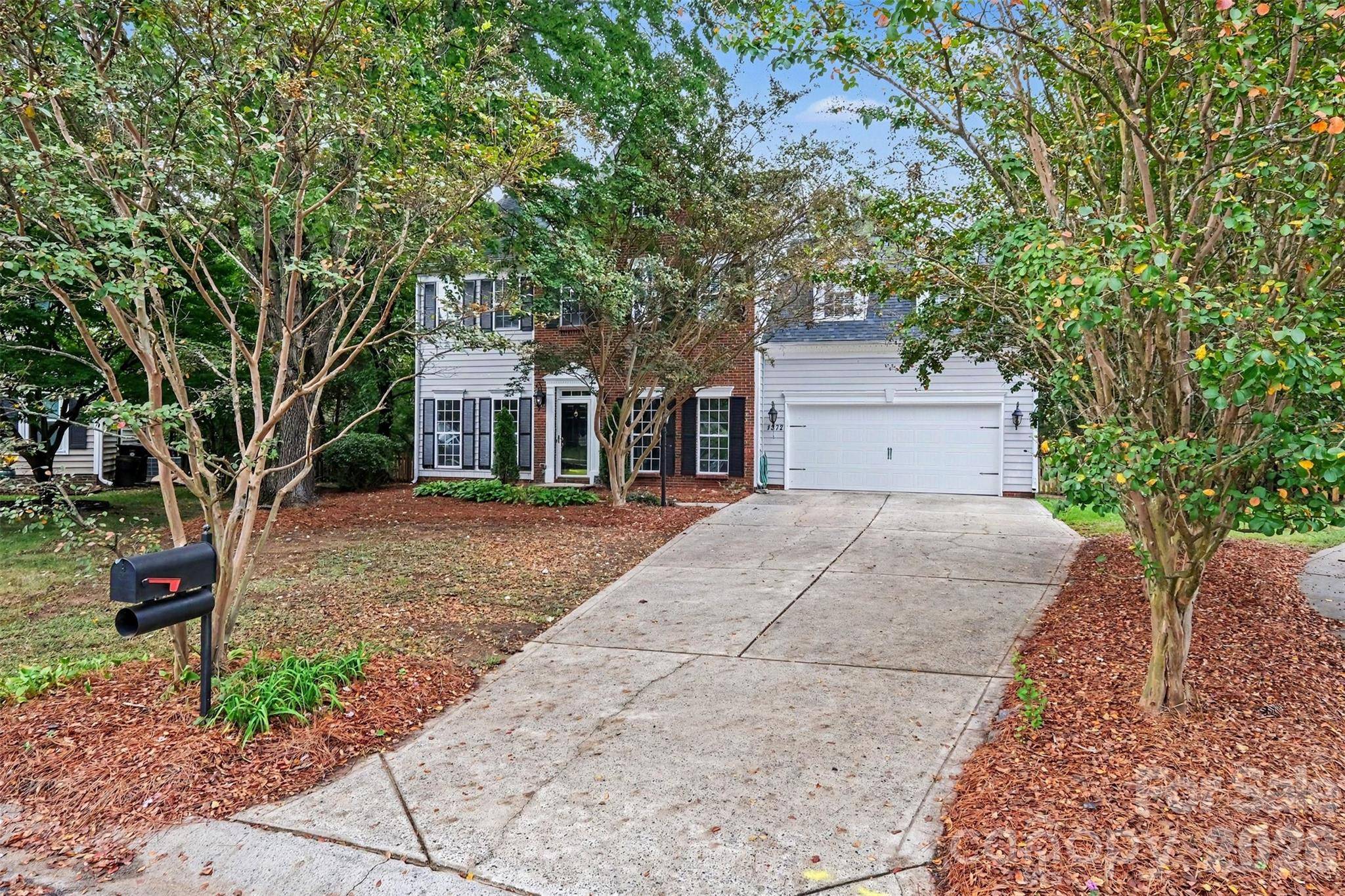 1372 Yorkshire PL NW, Concord, NC 28027