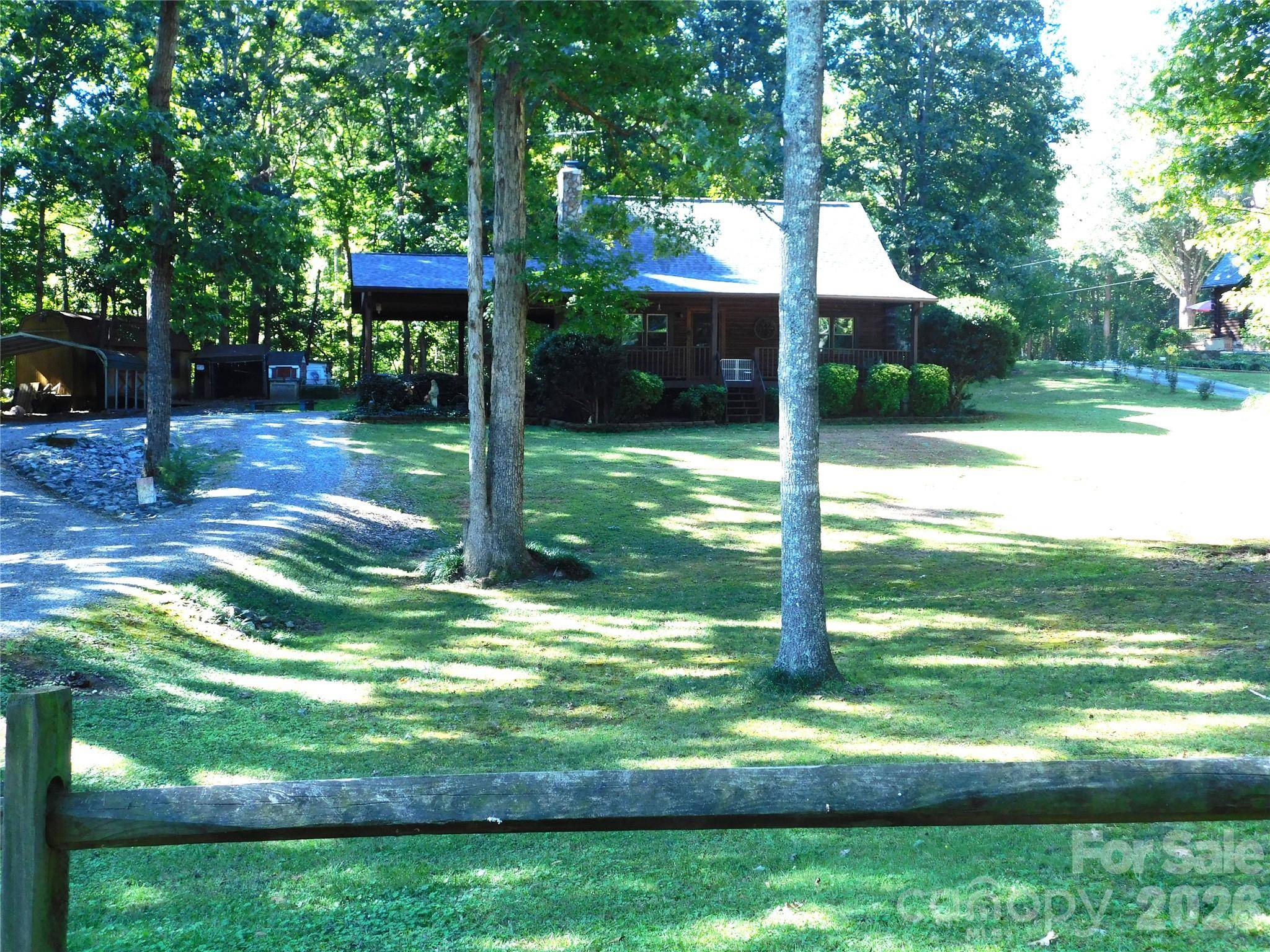 306 Chickasaw TRL, Maiden, NC 28650
