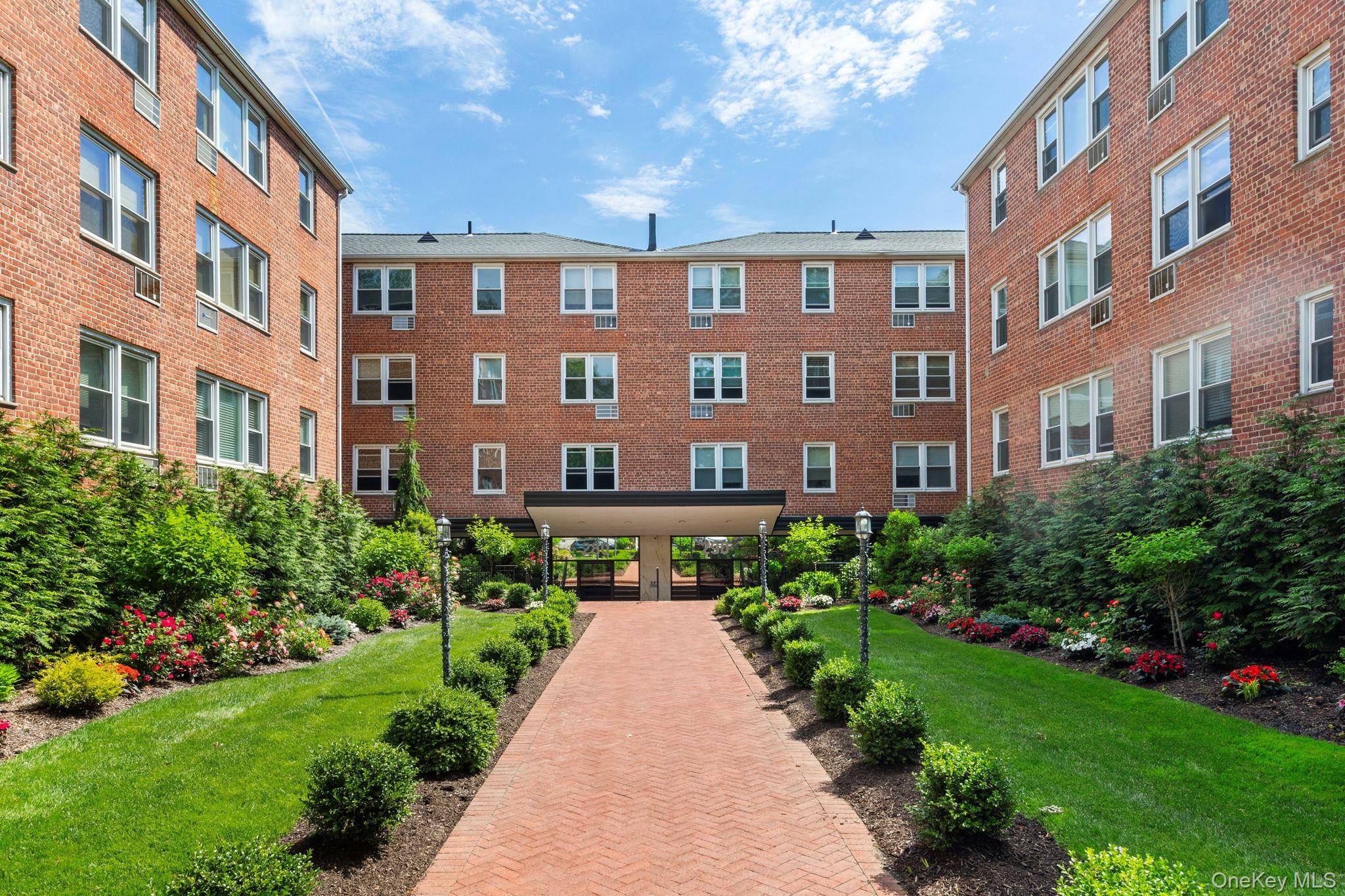 280 Atlantic AVE #110, East Rockaway, NY 11518