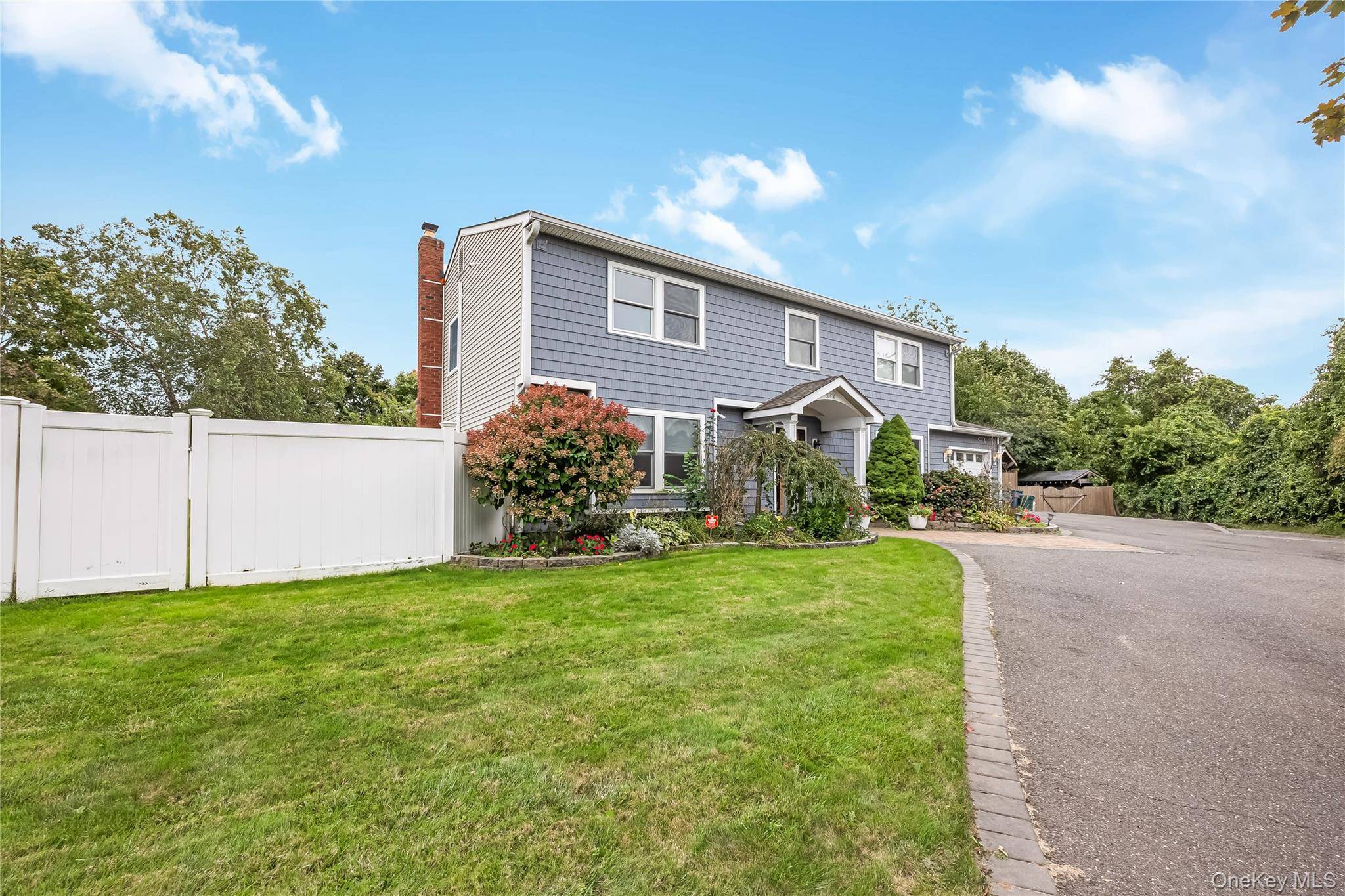 348 Southaven AVE, Medford, NY 11763