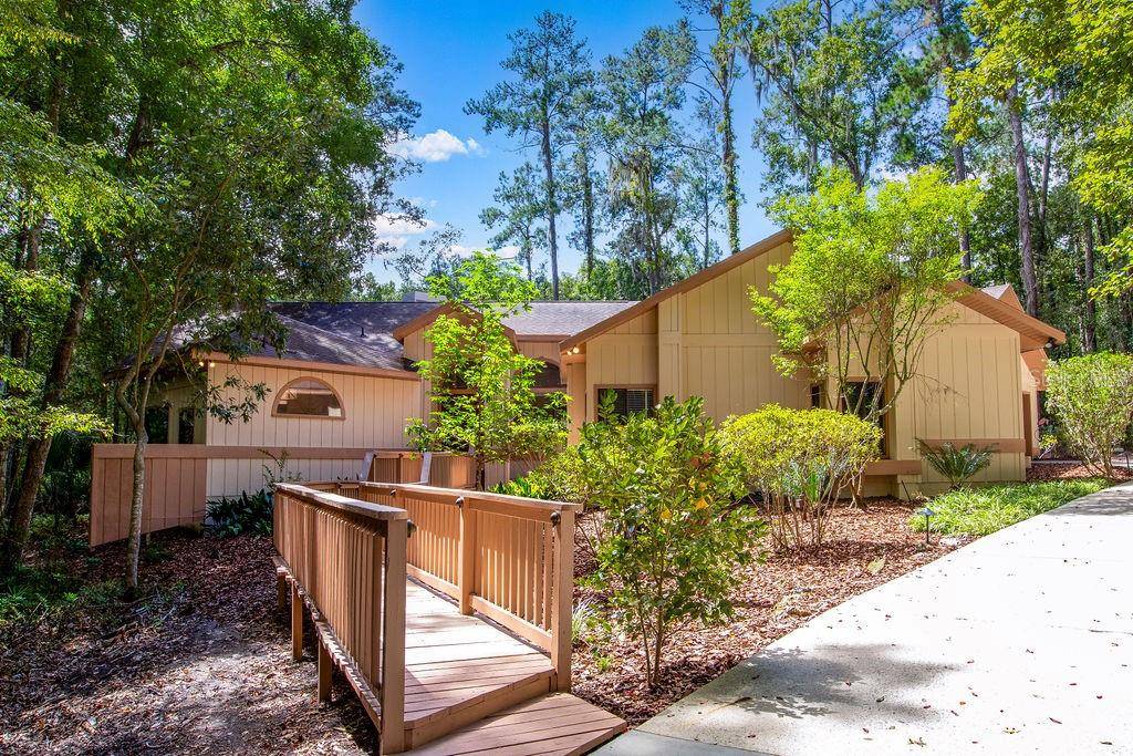 4646 NW 12TH PL, Gainesville, FL 32605