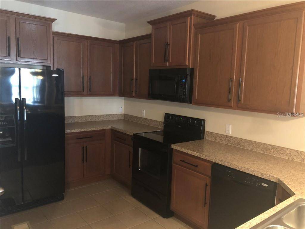 2236 BETSY ROSS LN #2236, St Cloud, FL 34769