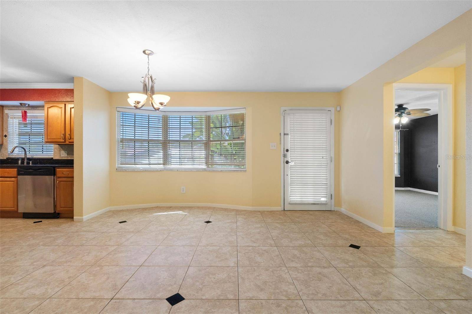14331 APACHE AVE, Largo, FL 33774