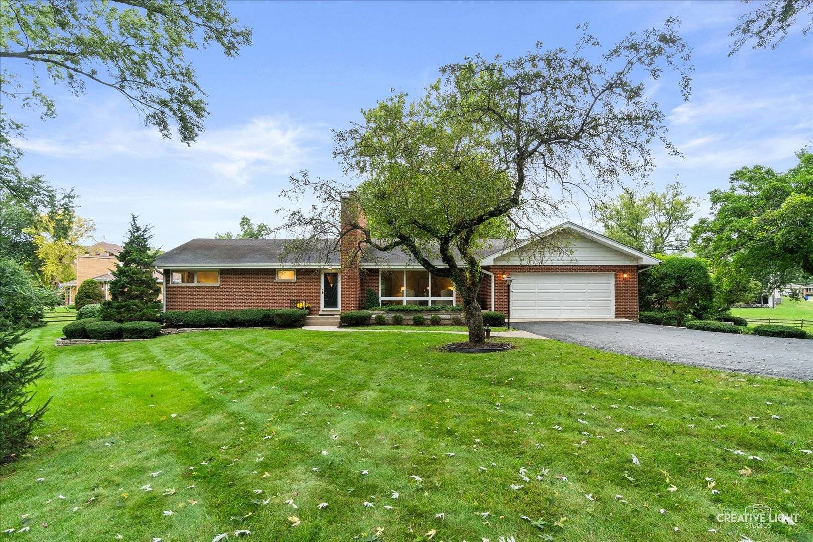 Address not disclosed, Glen Ellyn, IL 60137