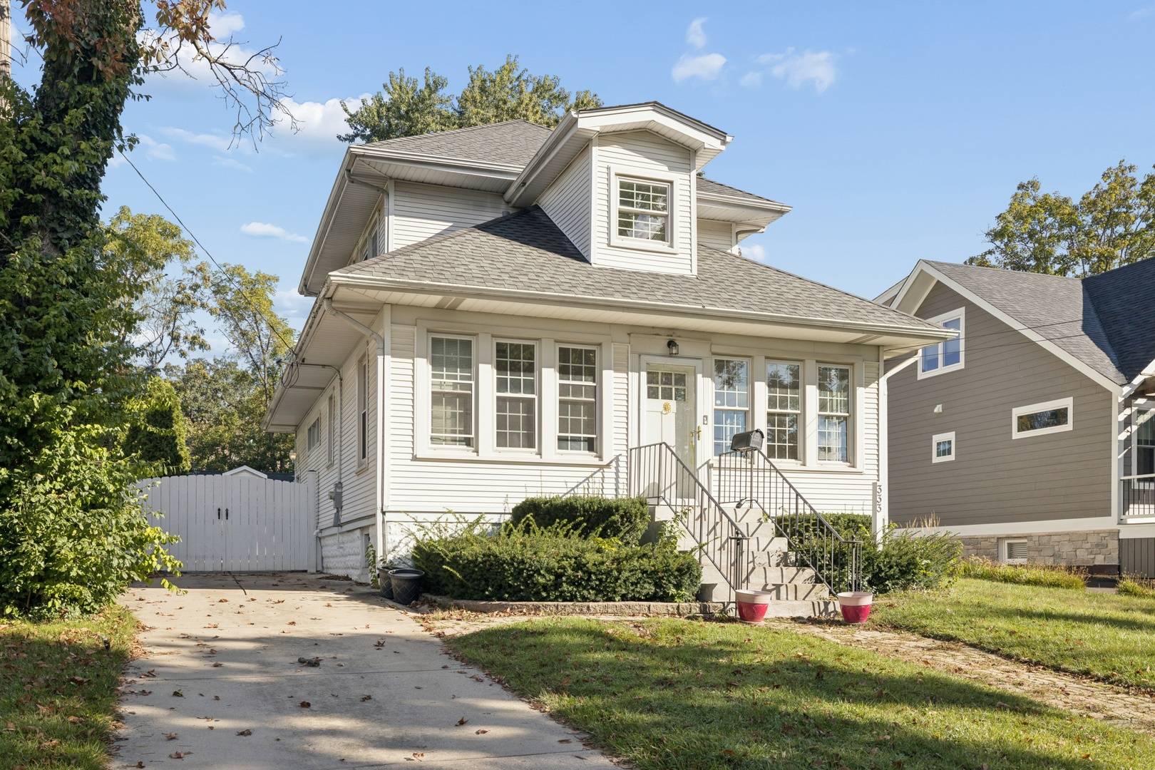 333 E Chicago AVE, Hinsdale, IL 60521