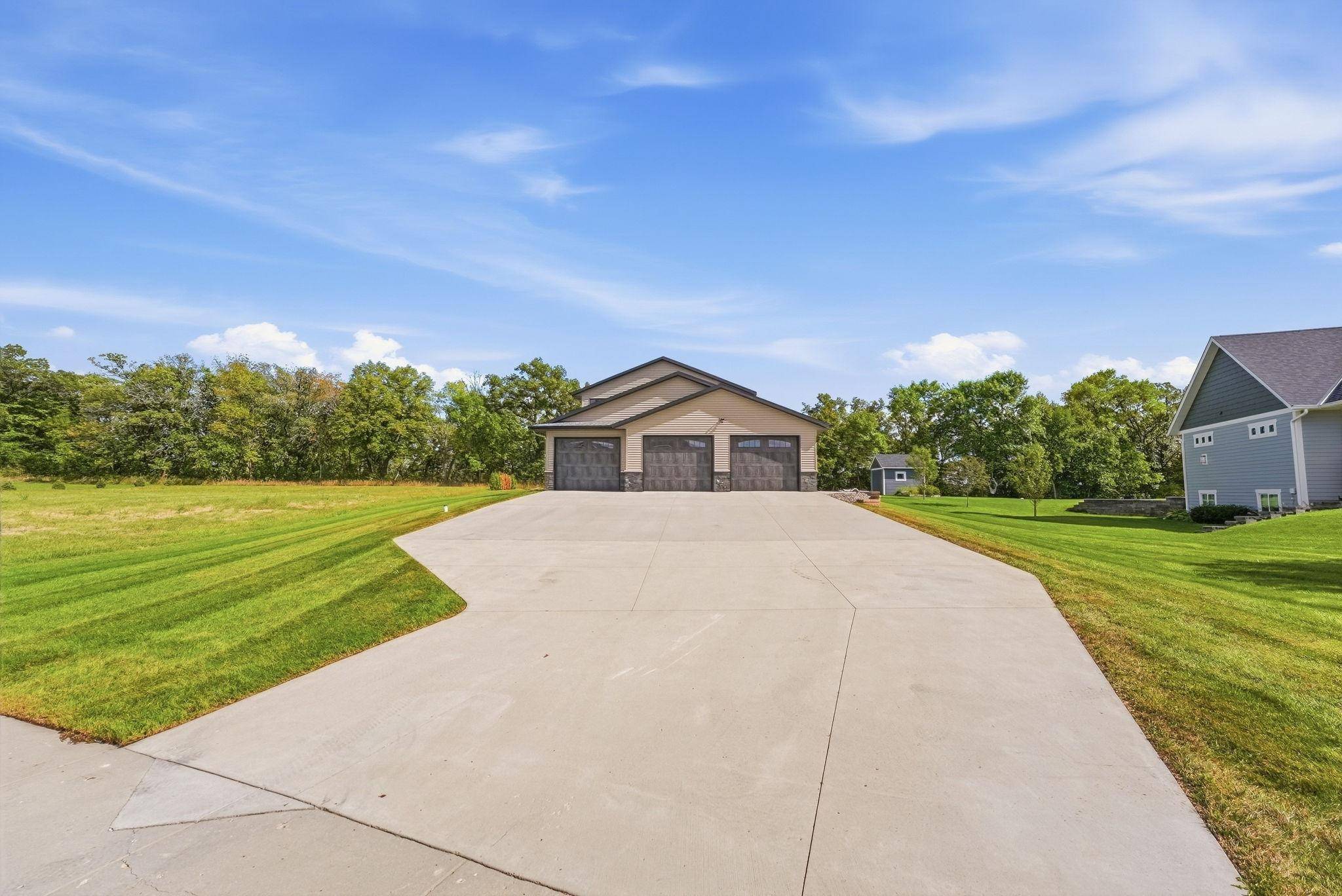 4625 Redbird LN SE, Alexandria, MN 56308