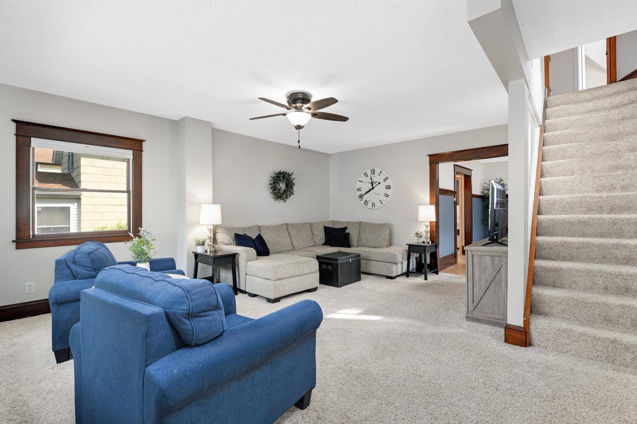 328 Osceola AVE S, Saint Paul, MN 55102