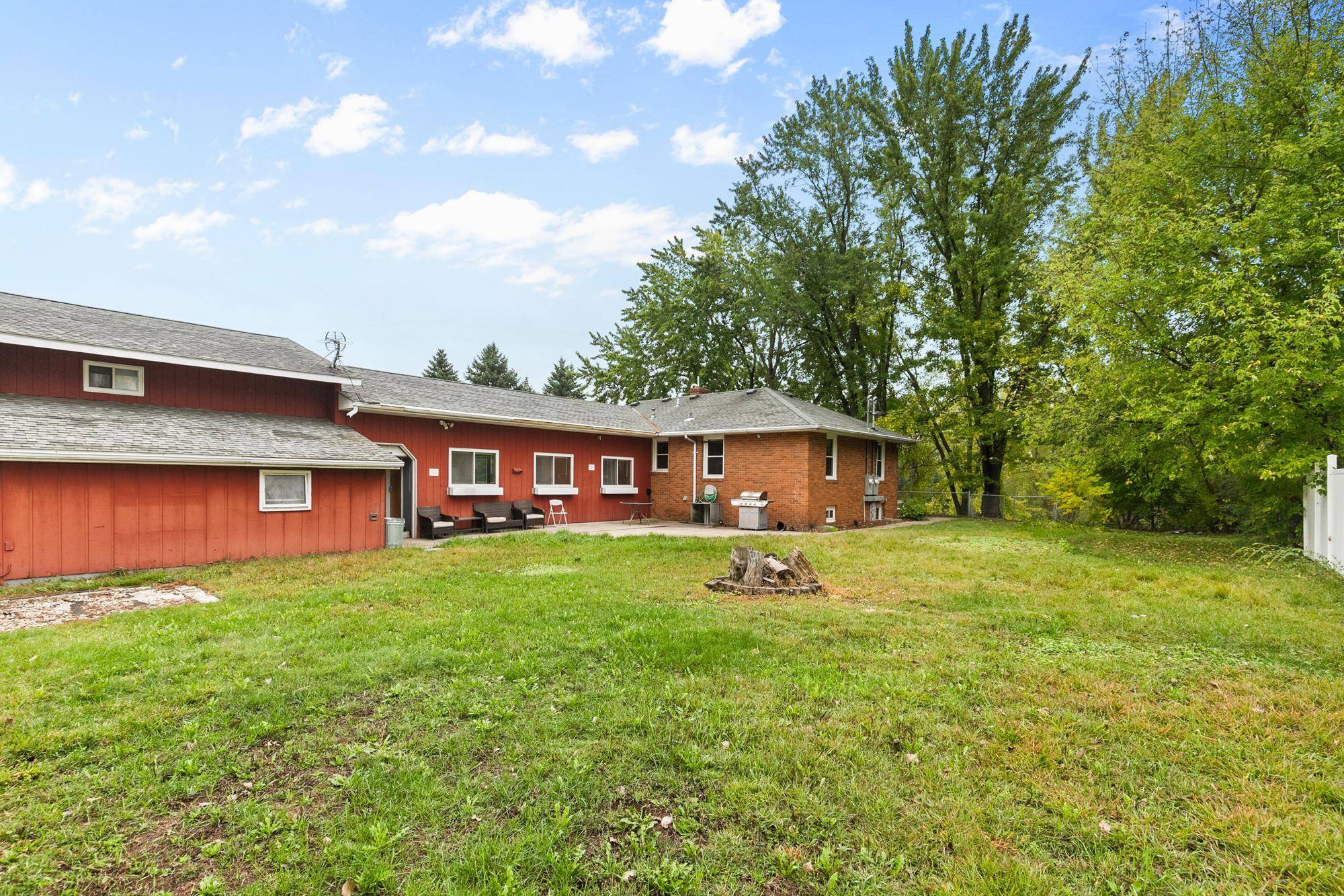 2545 70th ST E, Inver Grove Heights, MN 55076