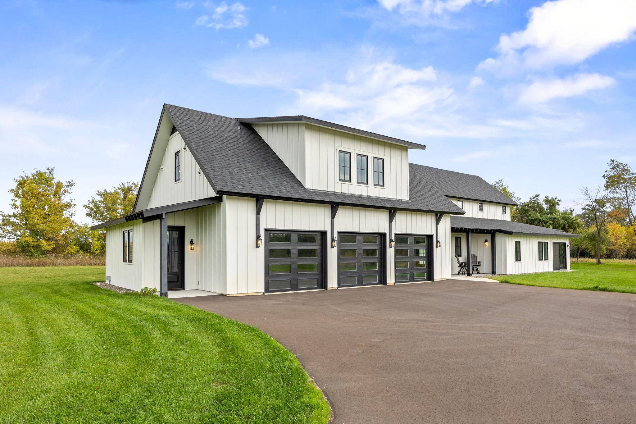 8800 Grace LN N, Greenfield, MN 55357