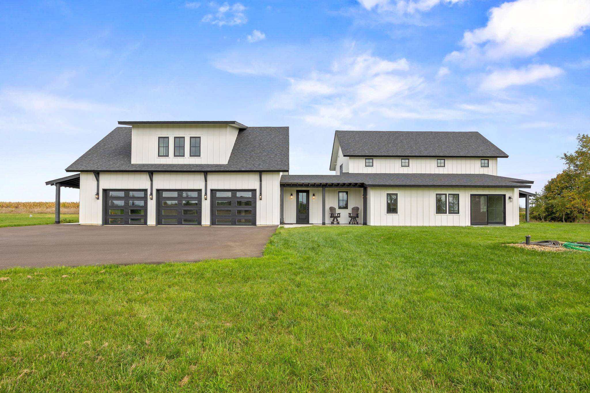 8800 Grace LN N, Greenfield, MN 55357