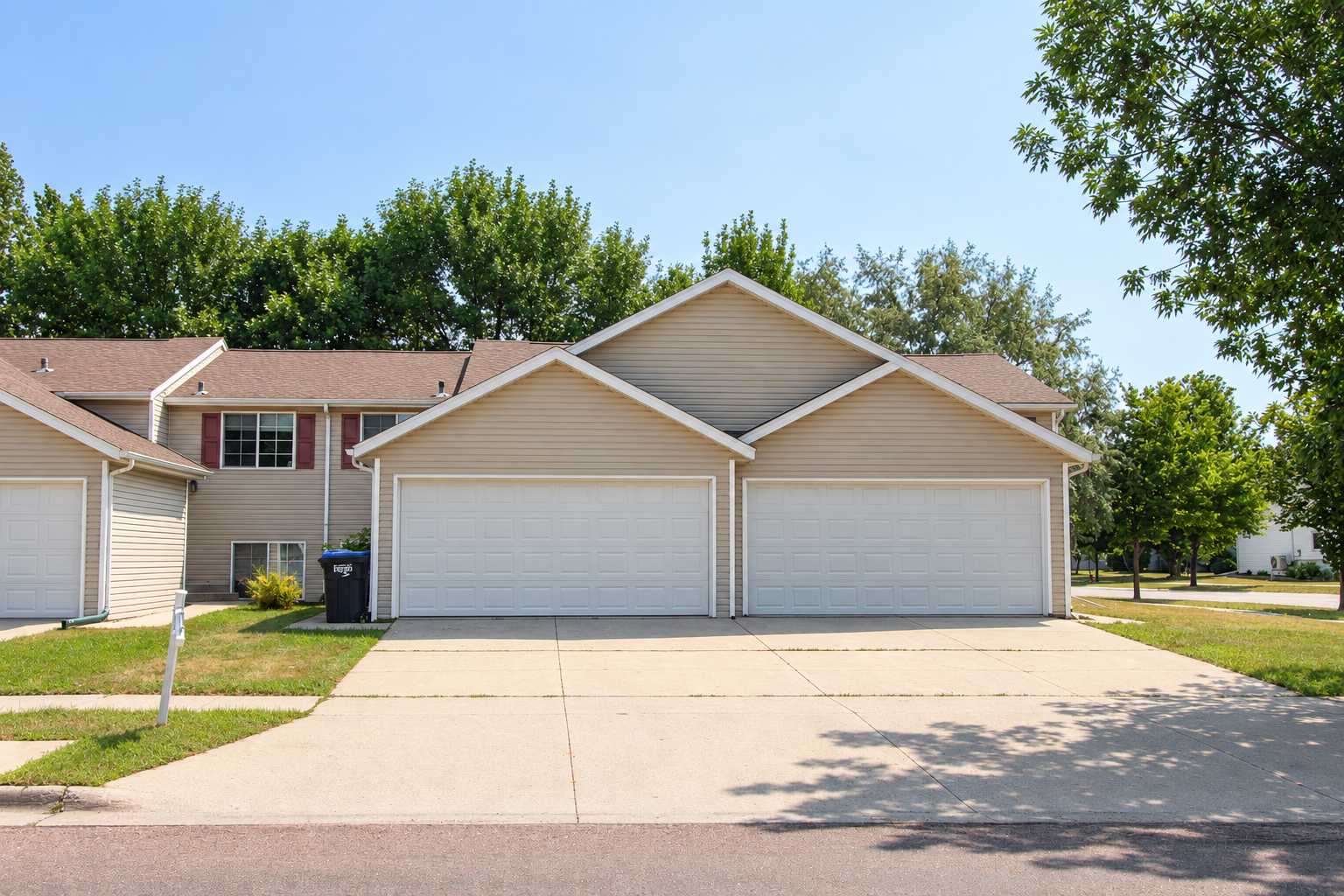 3526 32nd ST S, Fargo, ND 58104