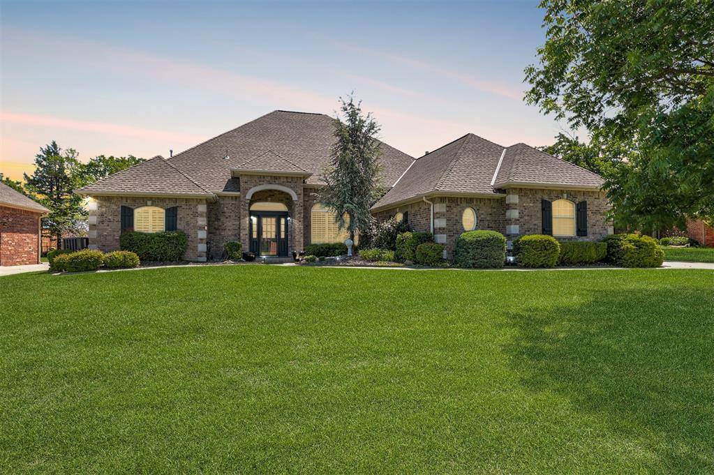 1716 Ruidosa DR, Edmond, OK 73034