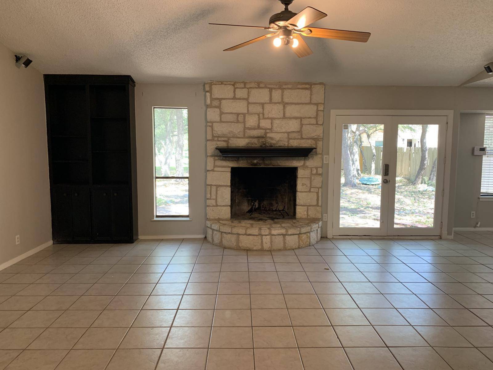 1002 Adventure LN, Cedar Park, TX 78613