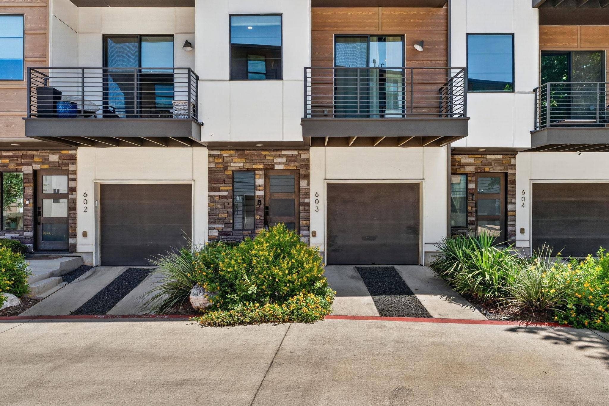 3700 Clawson RD #603, Austin, TX 78704