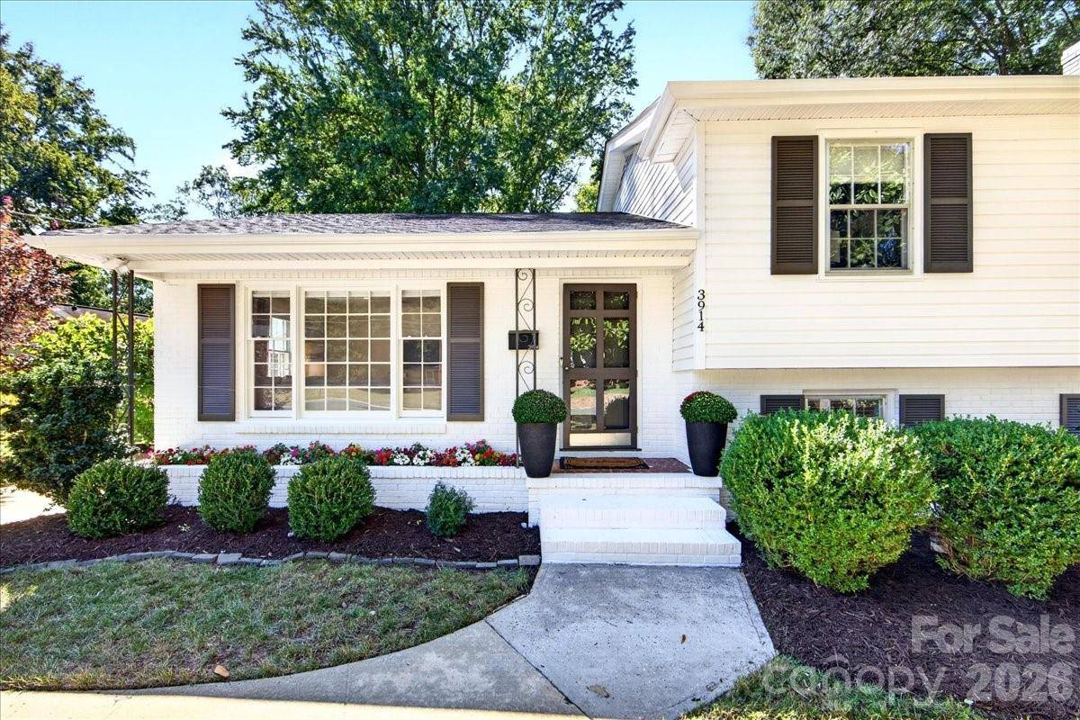 3914 Chandworth RD, Charlotte, NC 28210