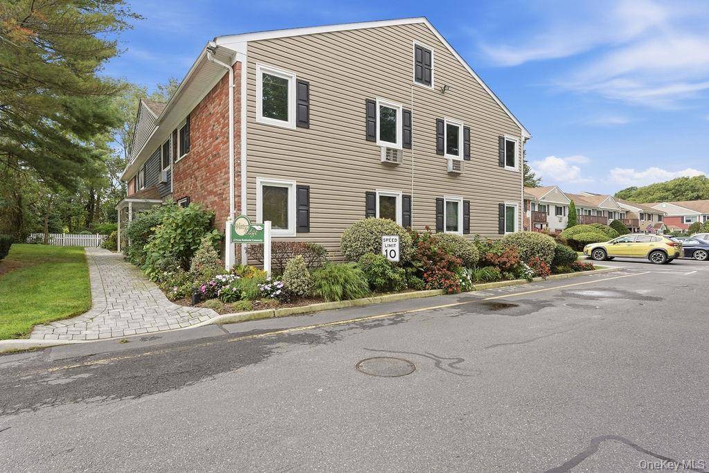 40 W 4th ST #214, Patchogue, NY 11772