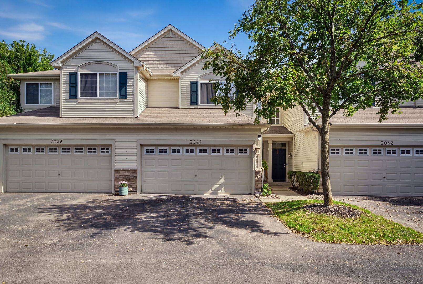 3044 Troon DR, Montgomery, IL 60538