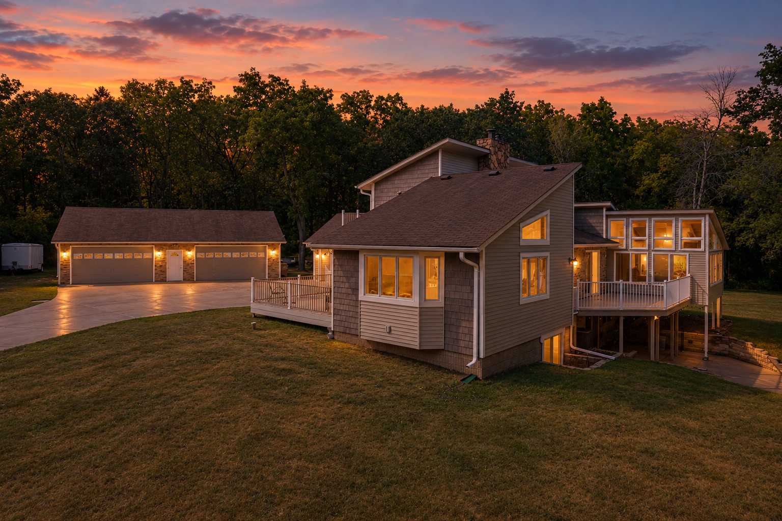 12770 Homestead DR, Hugo, MN 55110