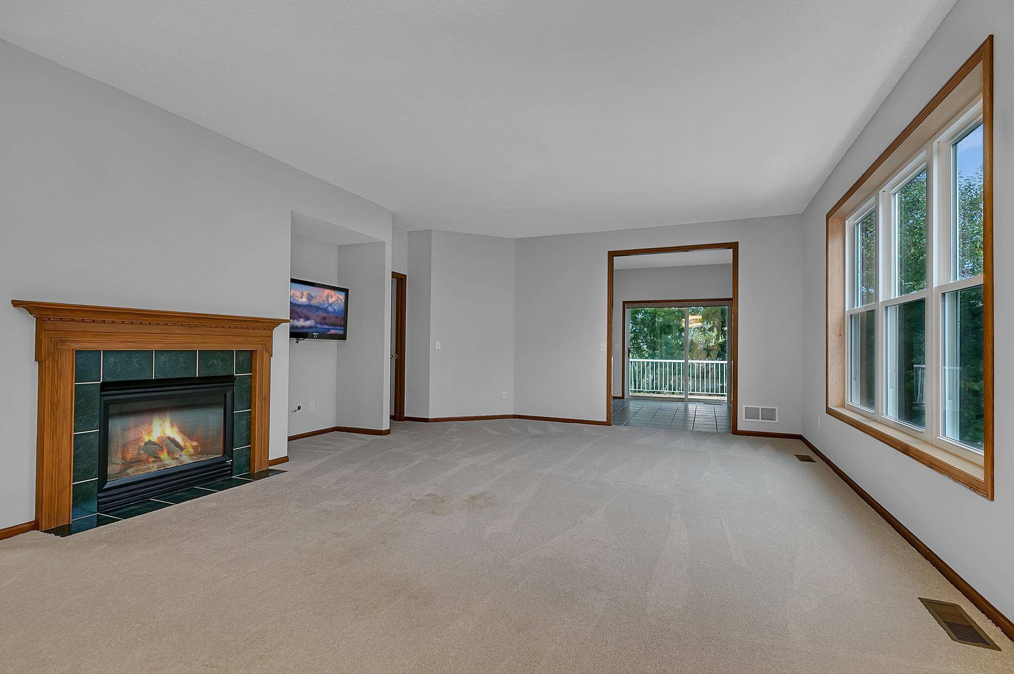 397 Campfire Curve, Chaska, MN 55318