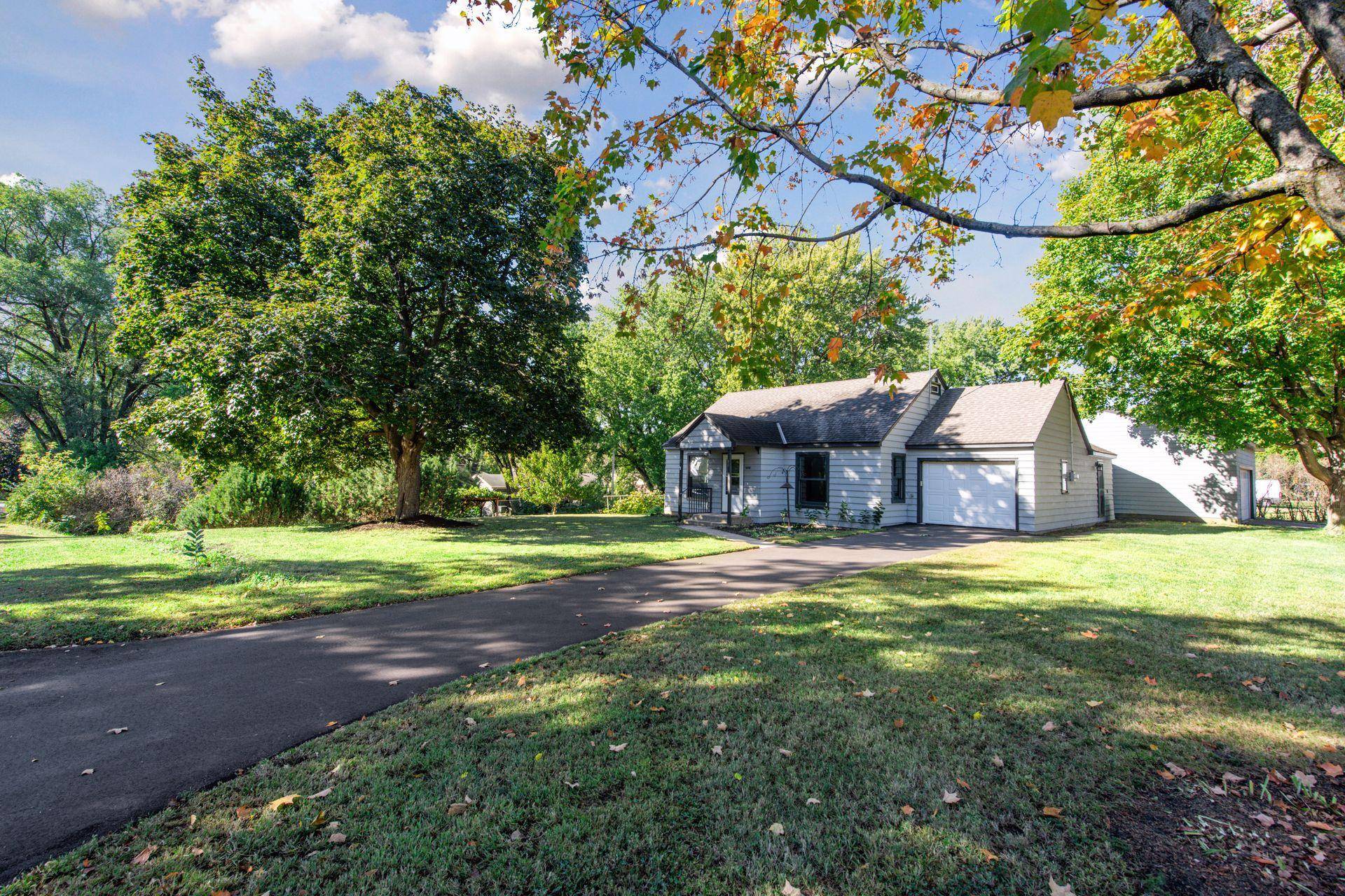 16282 West AVE SE, Prior Lake, MN 55372