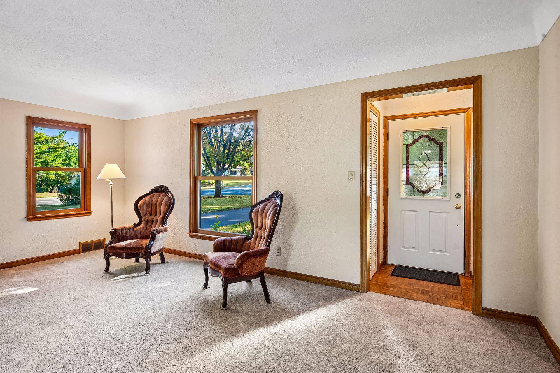 16282 West AVE SE, Prior Lake, MN 55372