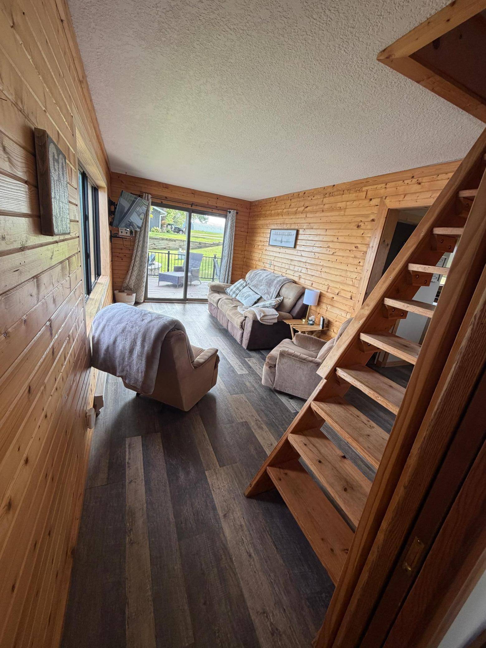 1160 County Road H, New Richmond, WI 54017