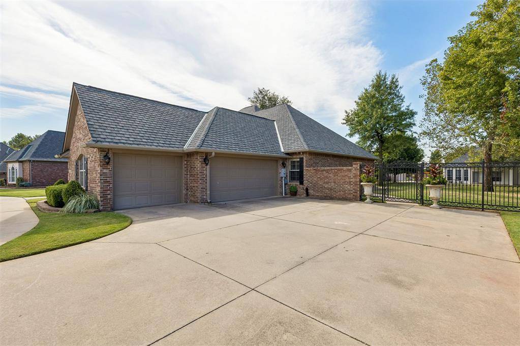2724 SW 125th TER, Oklahoma City, OK 73170