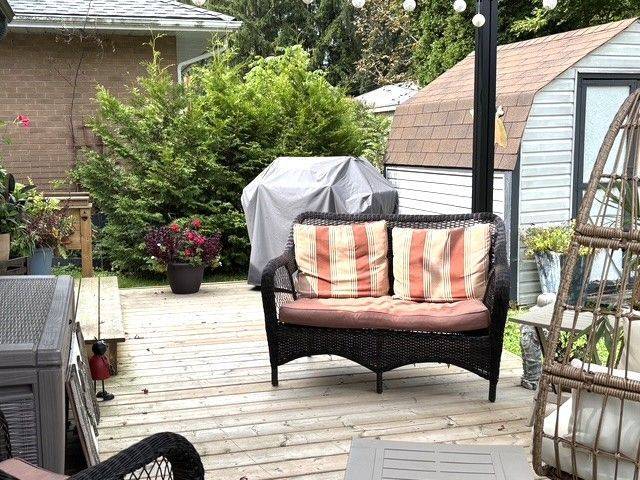 386 6th AVE, Hanover, ON N4N 2G2
