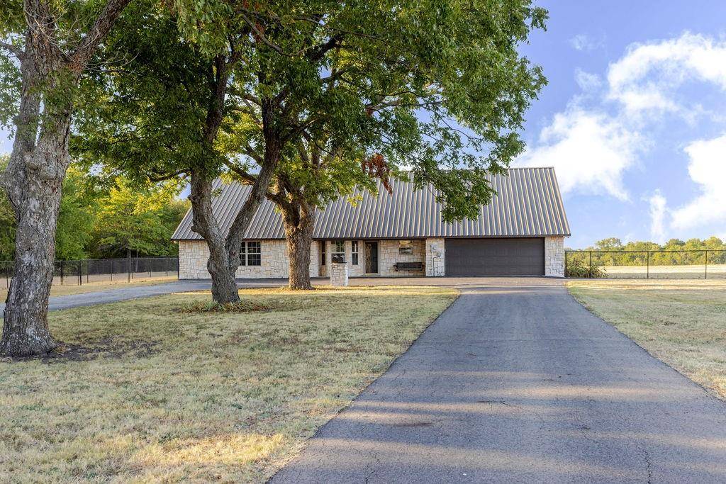 1209 Maple Street, Honey Grove, TX 75446