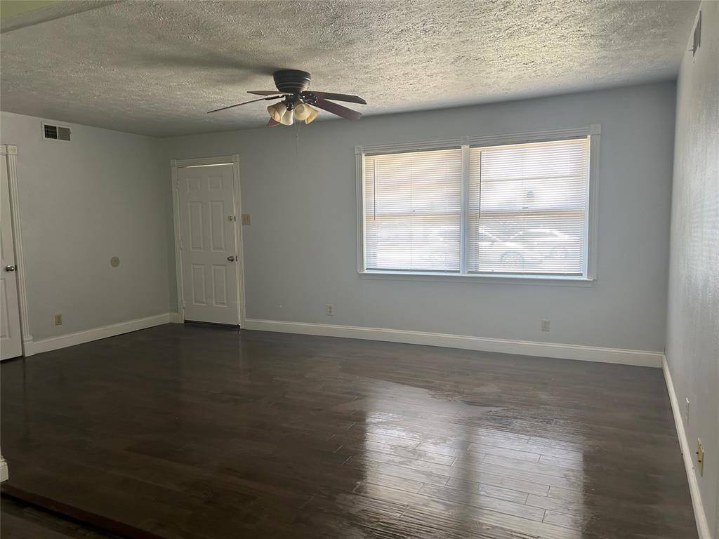 13836 Stardust Lane, Farmers Branch, TX 75234