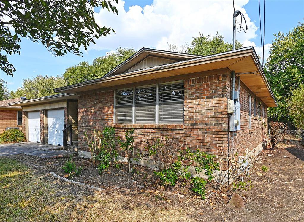 3208 Avon Drive, Denton, TX 76209