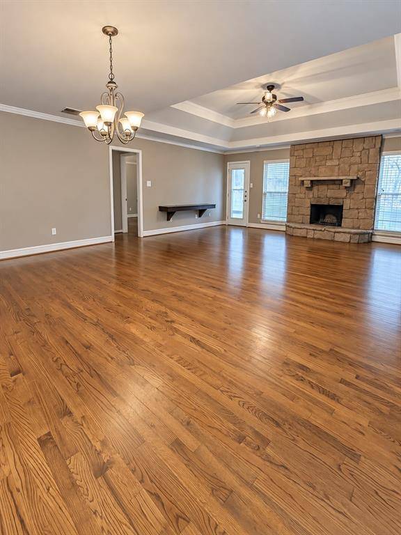 4916 Canberra Lane, Arlington, TX 76017