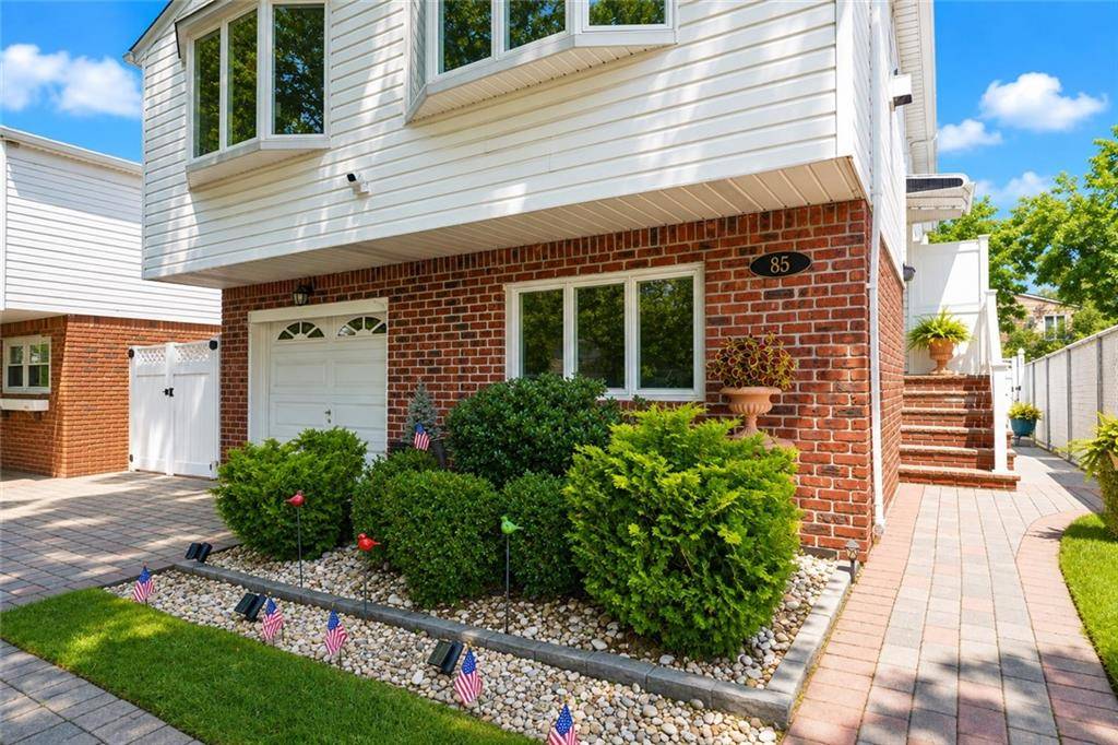 85 Brookfield AVE, Staten Island, NY 10308