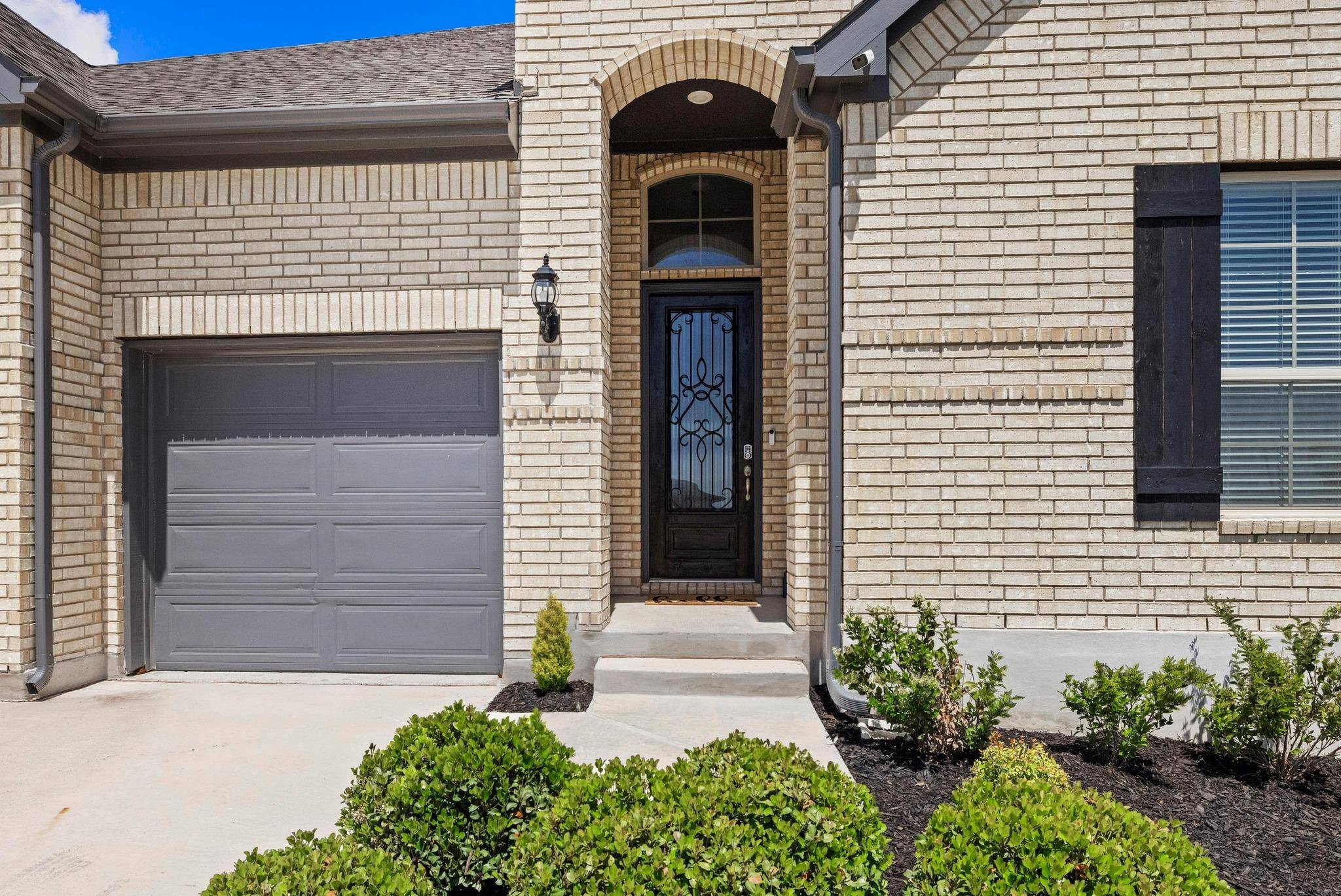 207 Panico RD, Hutto, TX 78634