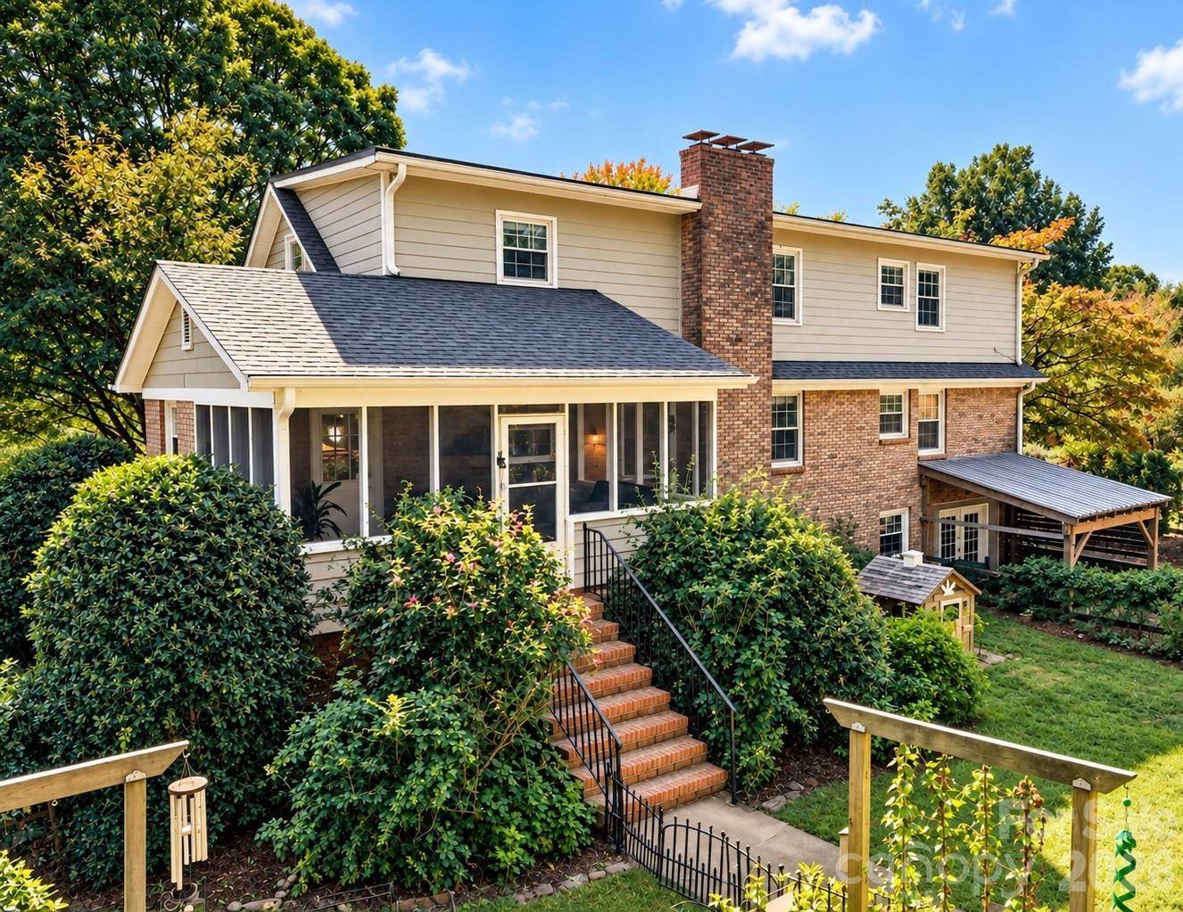 19916 Floral LN, Cornelius, NC 28031