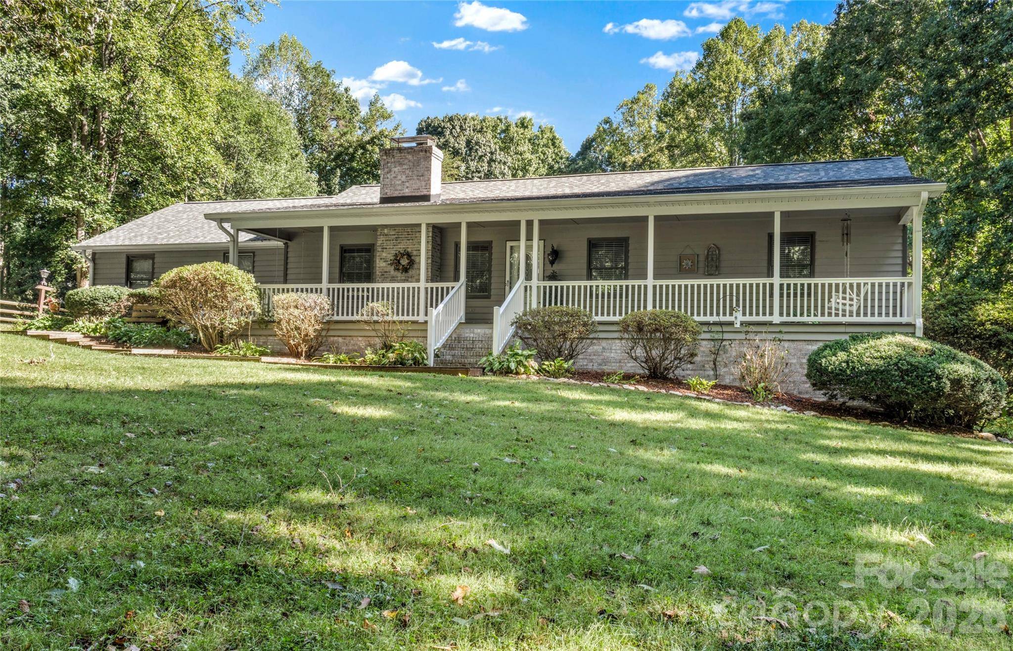 6875 Vance RD, Kernersville, NC 27284